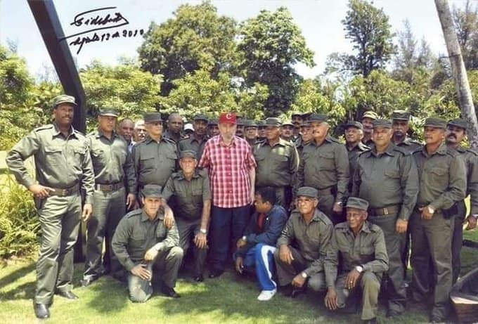 Cuando la muerte se inclinó ante Fidel