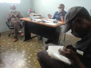 Ejecutivo de Santa Cruz del Sur analiza tareas de las AABB en el territorio
